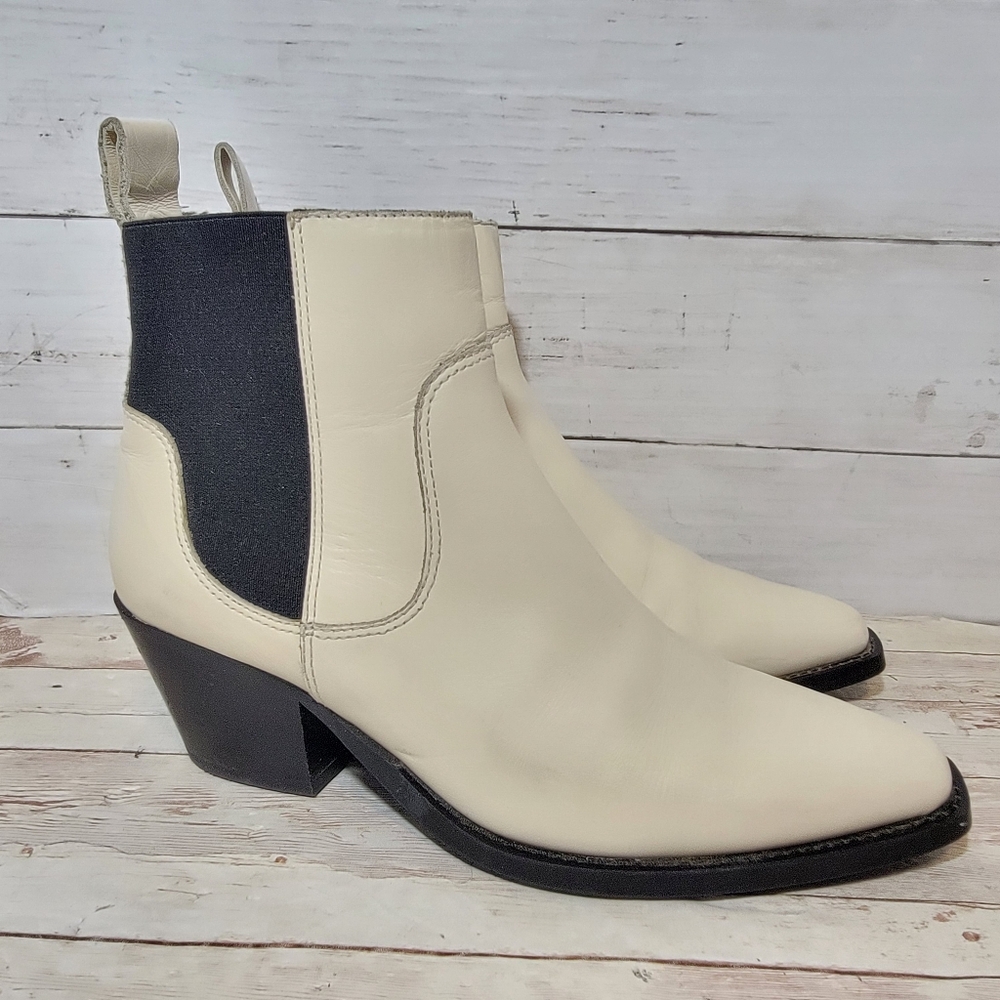 Everlane Cream and Black Ankle Boots - Picture 4 of 15